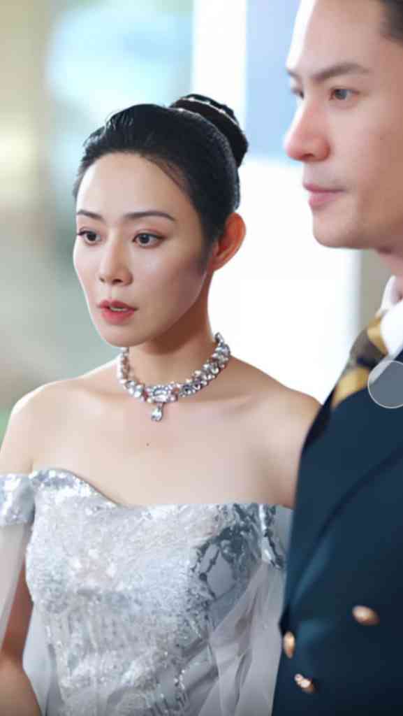 《人到中年离婚吧顾总》全集免费高清短剧无广告在线播放|短剧·中国大陆·2025  第1张